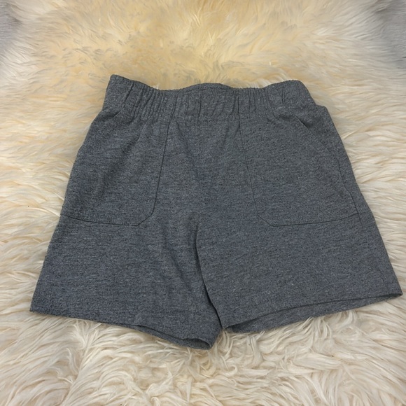 Carter’s & OshKosh B’ Gosh Gray Shorts Bundle in Size 3-4T - Picture 6 of 8